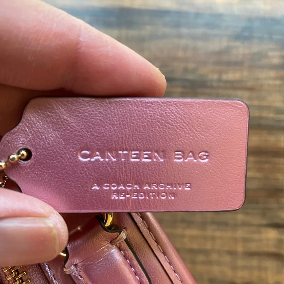 Coach Canteen Crossbody Bag, Archive Re-edition - Picture 10 of 12